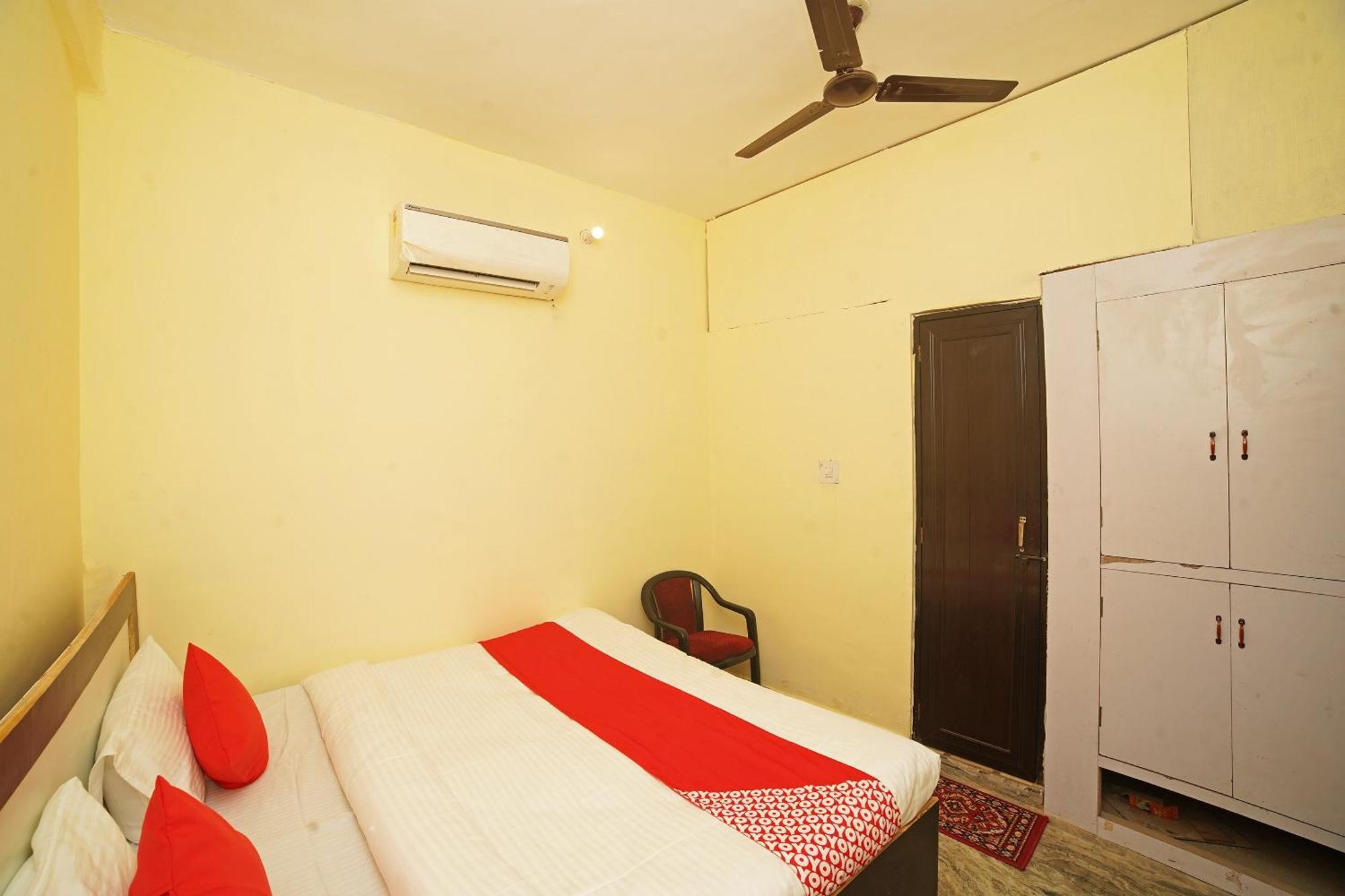 Hotel O Paras Guest House & Restaurant Haldwāni 外观 照片