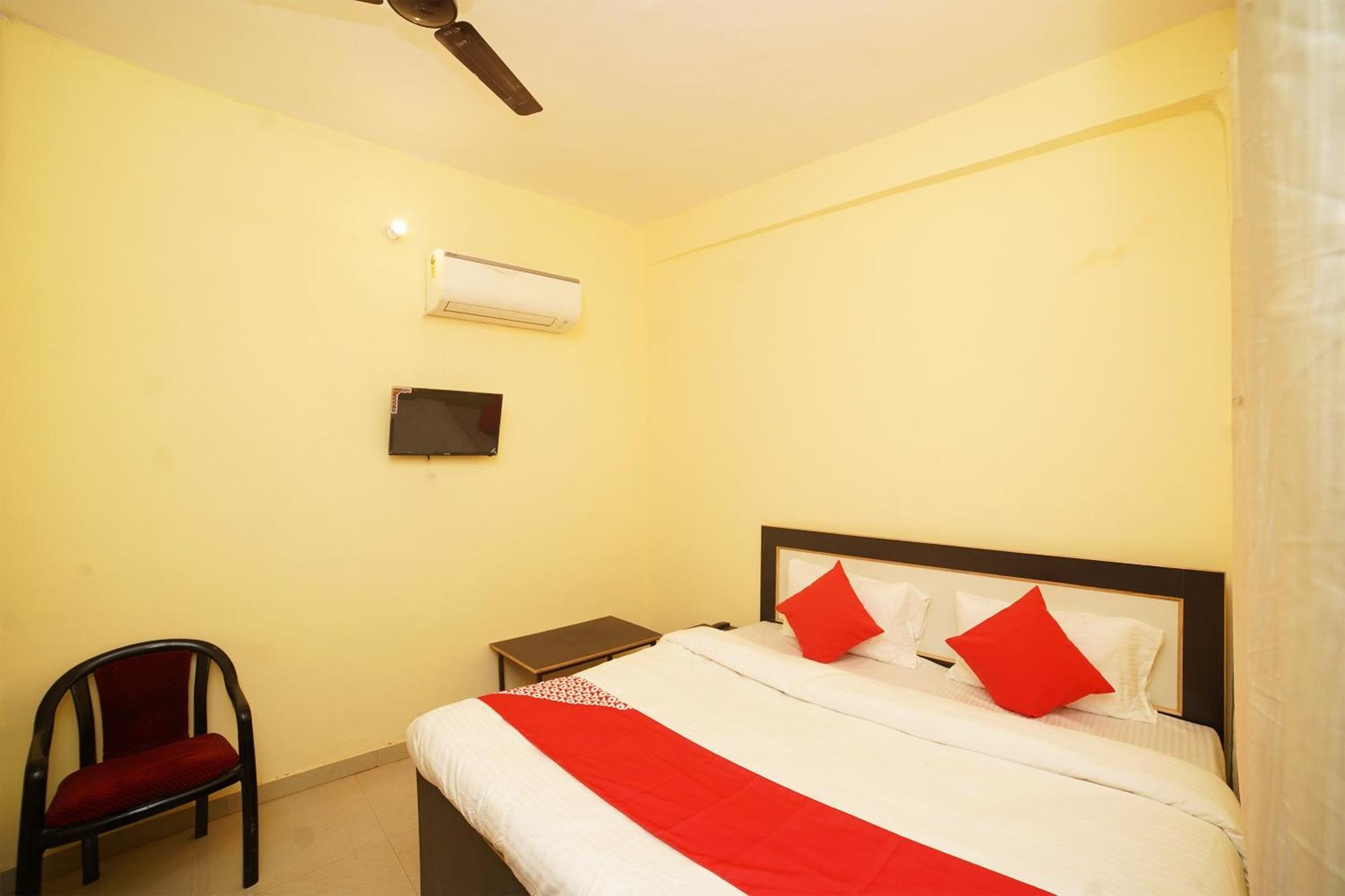 Hotel O Paras Guest House & Restaurant Haldwāni 外观 照片